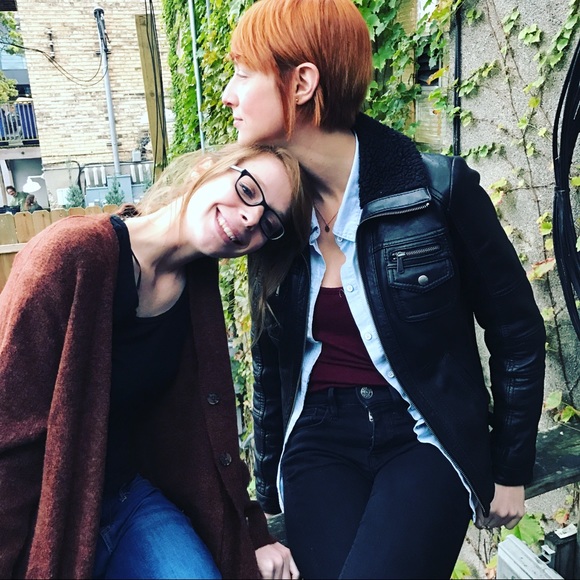 Meet your Posher, Amanda - Picture 4 of 4